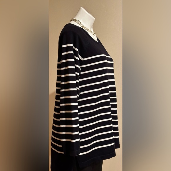 Grace Black & White Stripes Long Sleeves Perfect Fit Sweater SZ M In Good Cond - Picture 4 of 12